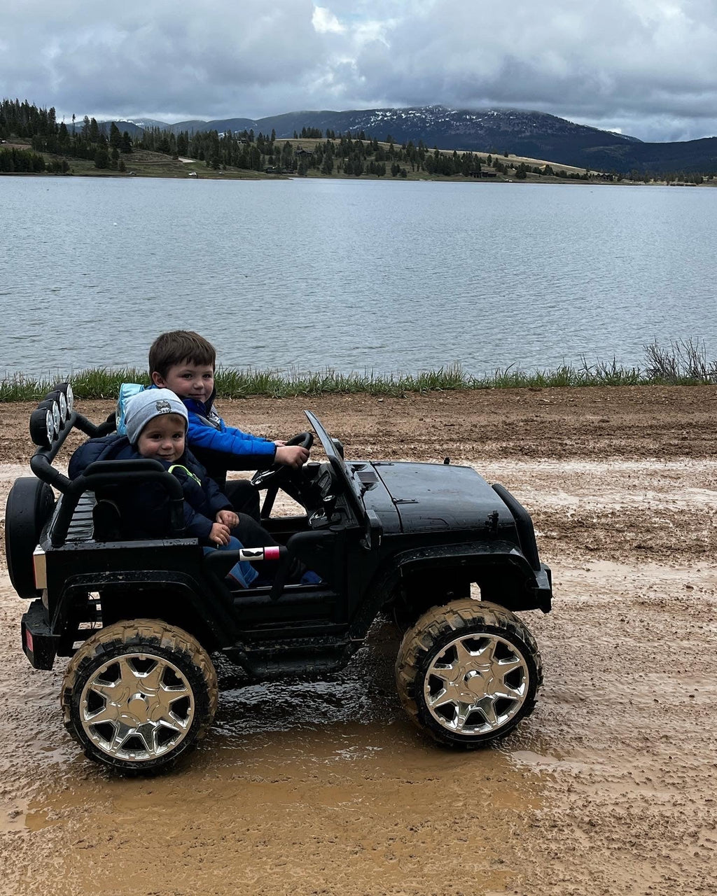 2 Seater 24 Volt 4x4 Electric Ride On Jeep Style Rubber Tires Fully Loaded Truck ATV UTV For Kids W/Magic Cars® Wireless Parental Control